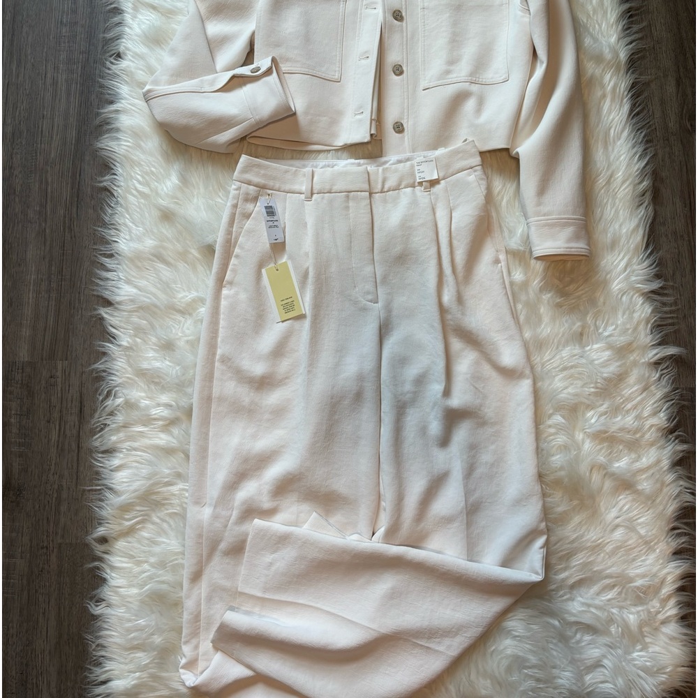 ARITZIA effortless Pant